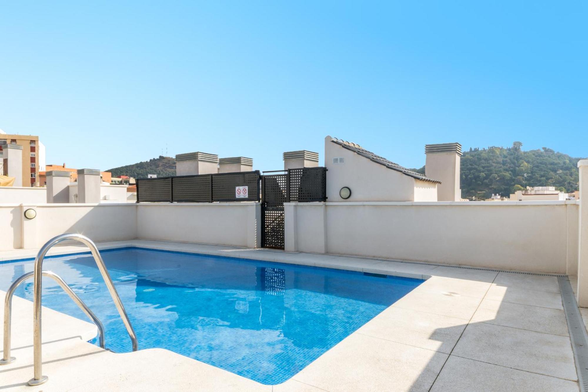 -Malagasunapts-City Centre Terrace Pool Parking Extérieur photo